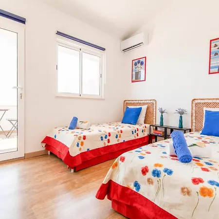 Villa Villa In Albufeira Near Praia D'Oura Beach Albufeira