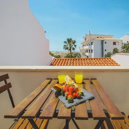 Villa In Albufeira Near Praia D'Oura Beach * Albufeira