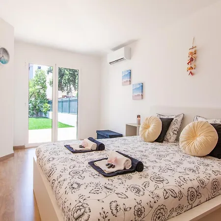 Villa In Albufeira Near Praia D'Oura Beach Villa Albufeira