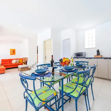 Villa Villa In Albufeira Near Praia D'Oura Beach Albufeira